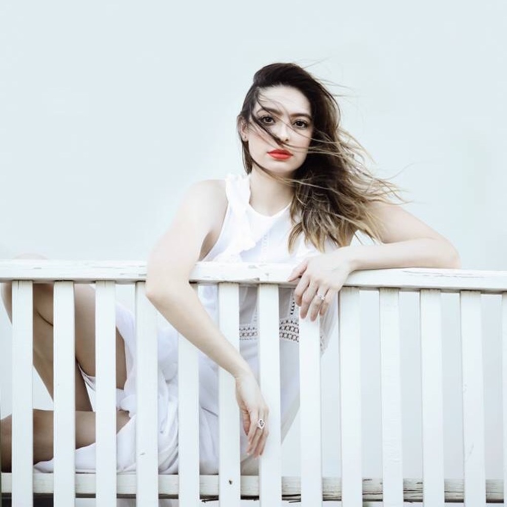 Meet your Posher, Maria